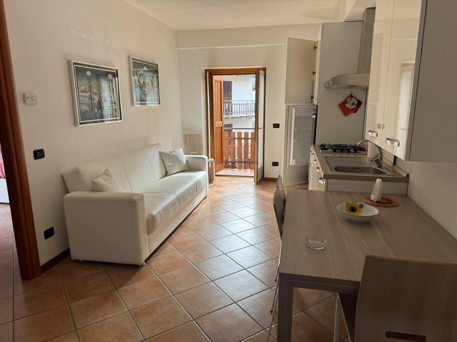 Suite Panoramica Casa Vacanza Di Alex G Oltre il Colle Dış mekan fotoğraf