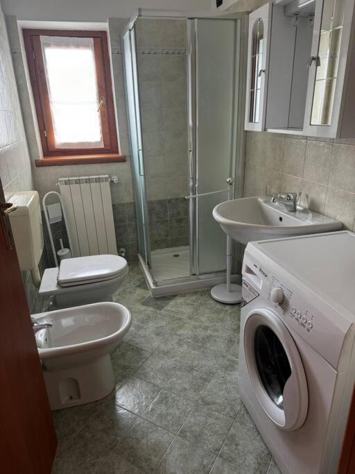Suite Panoramica Casa Vacanza Di Alex G Oltre il Colle Dış mekan fotoğraf