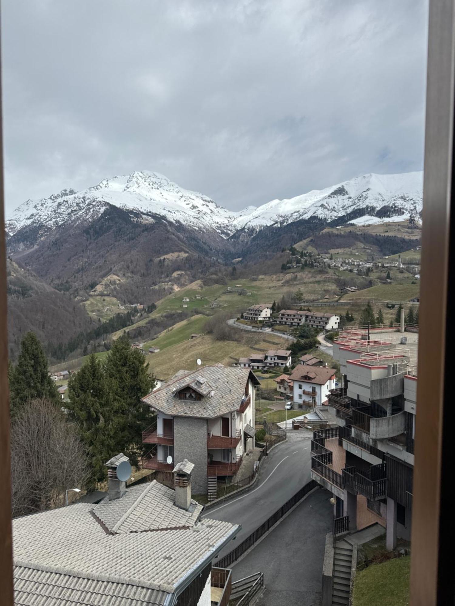 Suite Panoramica Casa Vacanza Di Alex G Oltre il Colle Dış mekan fotoğraf