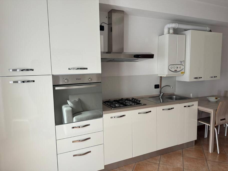 Suite Panoramica Casa Vacanza Di Alex G Oltre il Colle Dış mekan fotoğraf